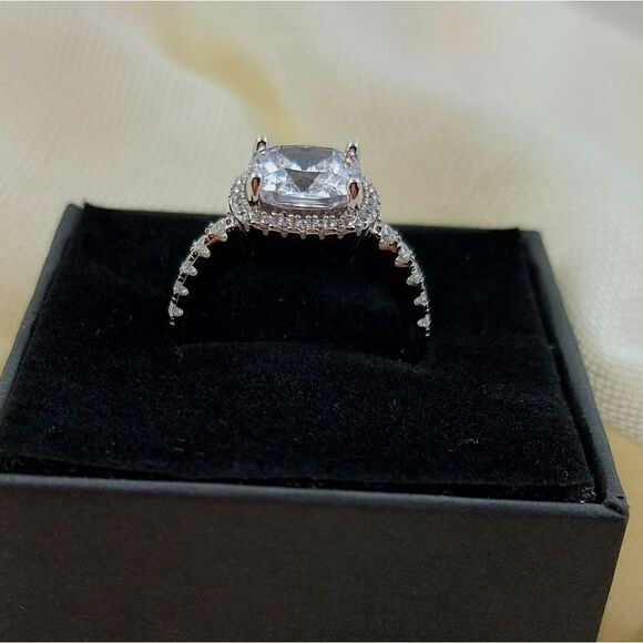 4 Carat Engagement Ring 925 Sterling Silver - Picture 7 of 11